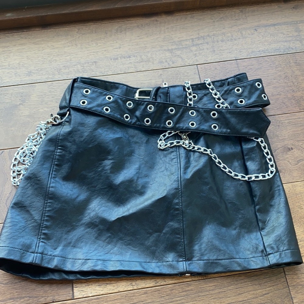 Mini chain leather skirt